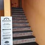 Maison Au Bord Du Bois Toute Equipee Avec Jaccuzzi 度假居