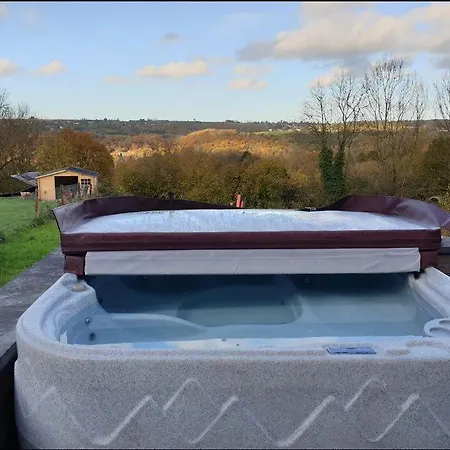 Dom wakacyjny Maison Au Bord Du Bois Toute Equipee Avec Jaccuzzi