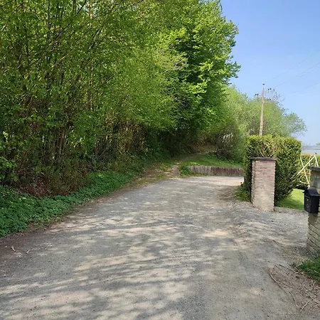 Maison Au Bord Du Bois Toute Equipee Avec Jaccuzzi Nyaraló